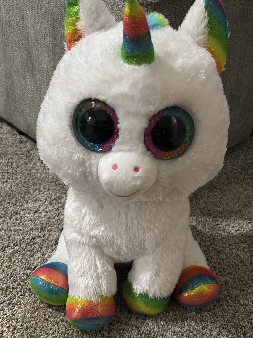 Ty White Unicorn Plush with Rainbow Horn, Hooves & Ears giant (2ft)